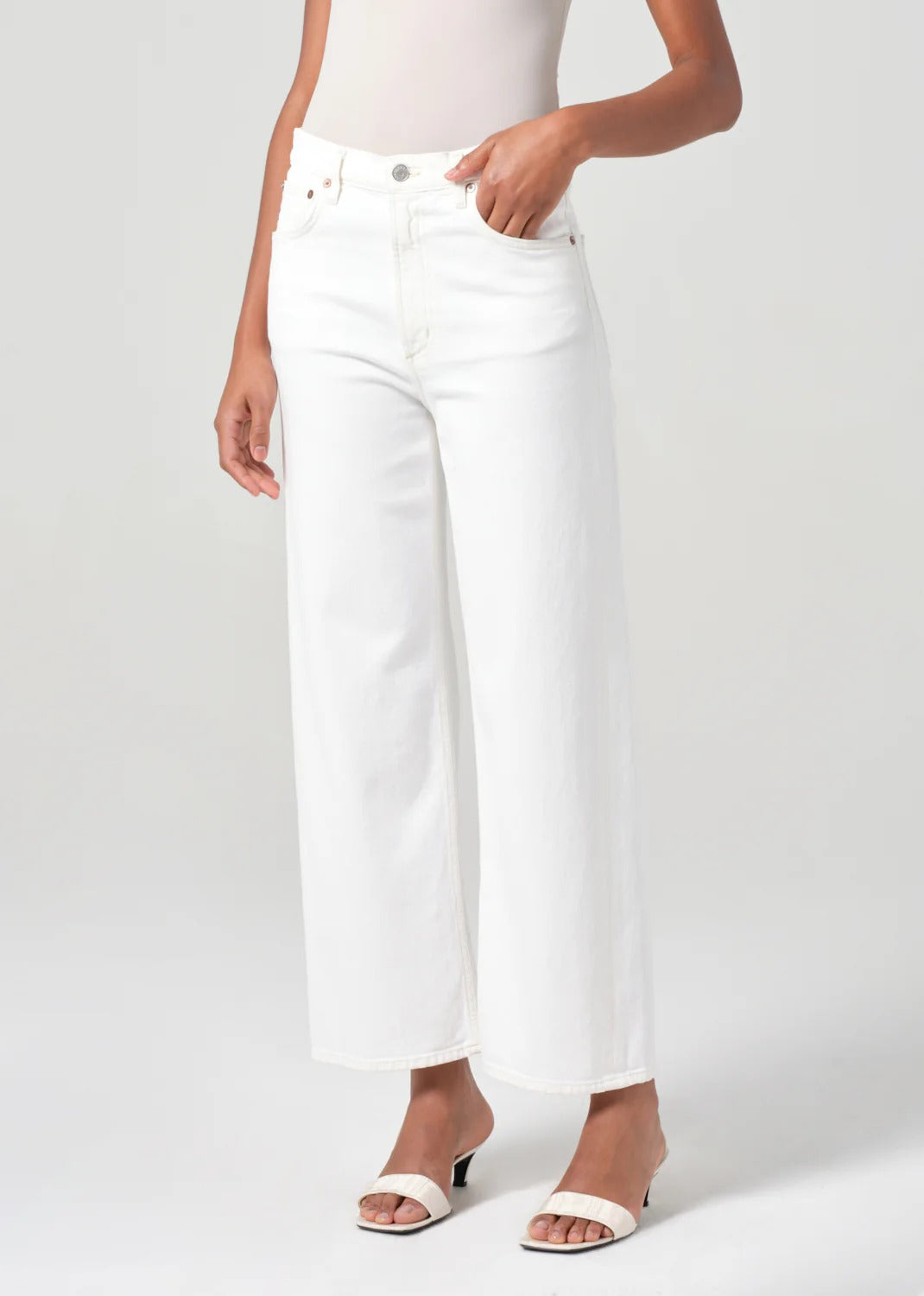 AGOLDE - Ren in White Wash Denim