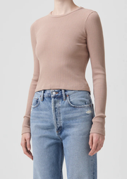 AGOLDE - Alma Shrunken Crew Neck in Wafer