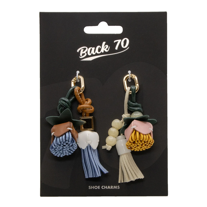 BACK 70 - Eline in Country Fragments Charms Accessories