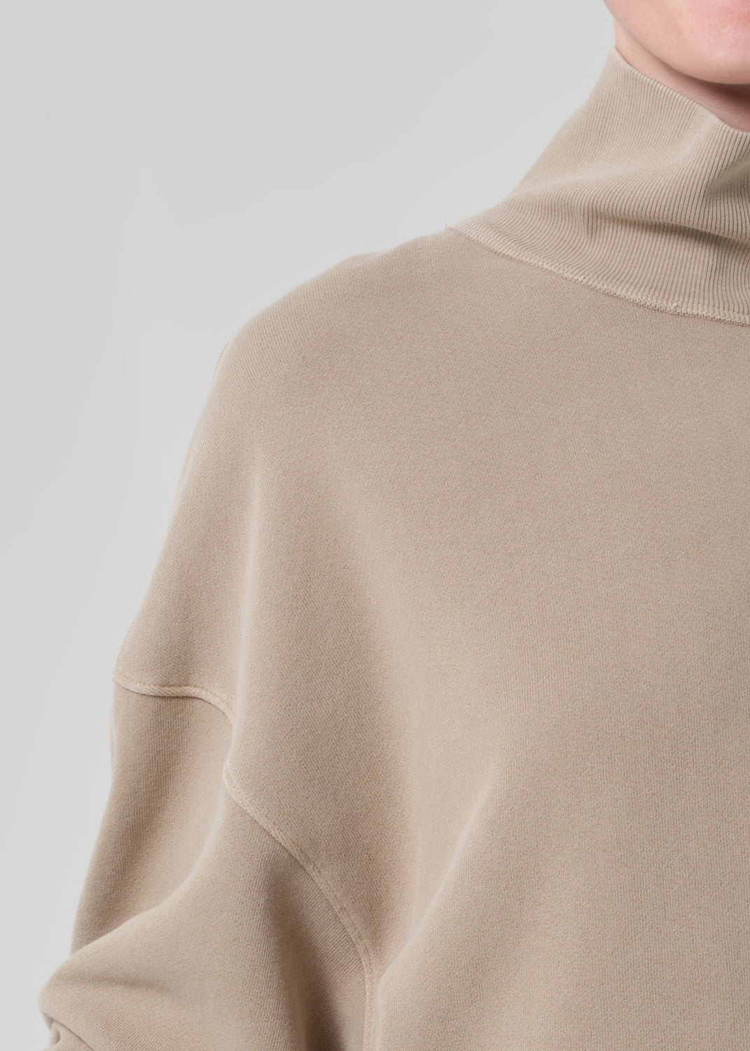 CITIZENS OF HUMANITY - Jemma Turtleneck in Catalina Sweatshirts