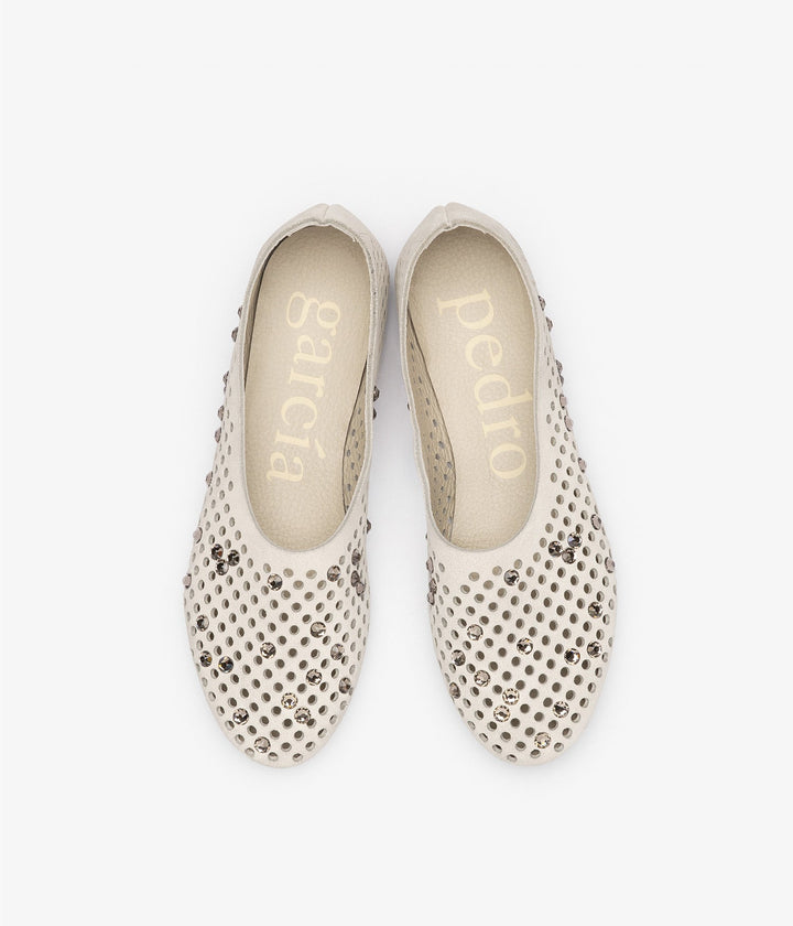 Pedro Garcia - Ariane Bedazzled Ballerina Leather Flats in Basmati