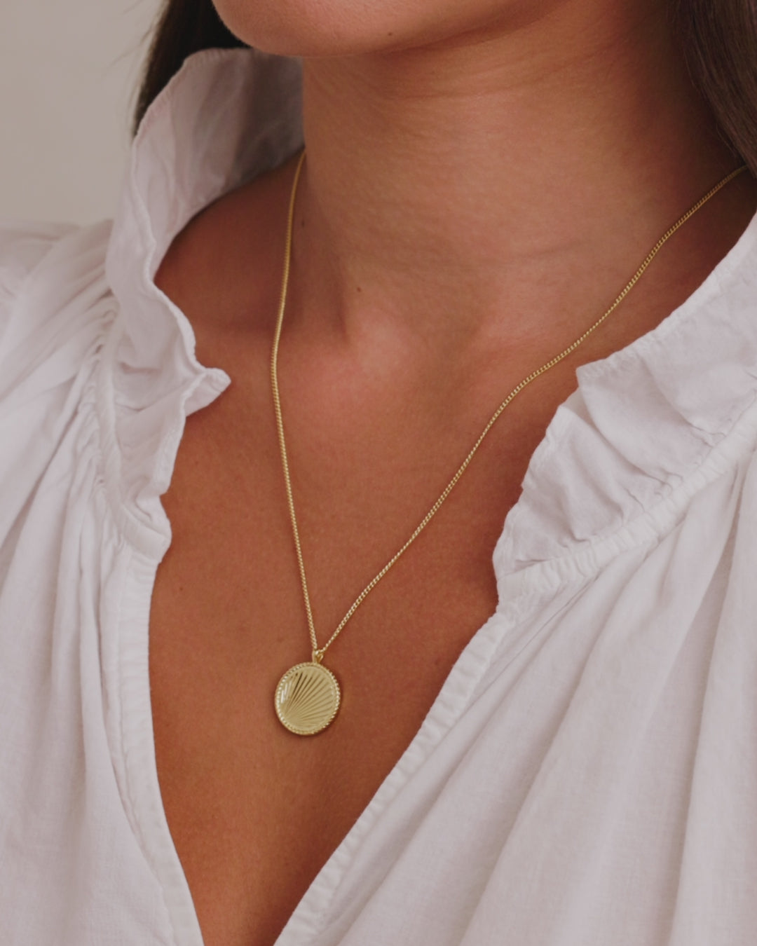Gorjana - Sunny Pendant Necklace in Gold