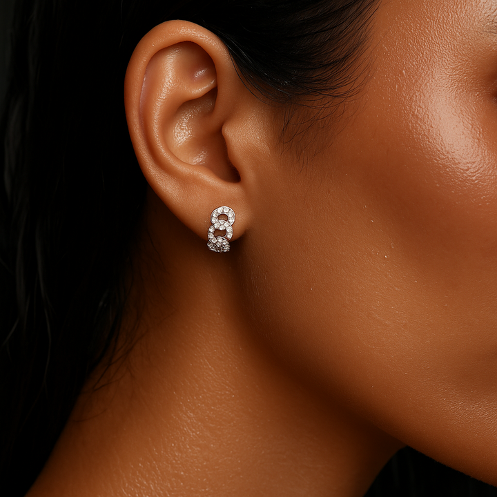ELLIE VAIL - Anika Chain Huggie Hoop Earring in Silver Jewelry