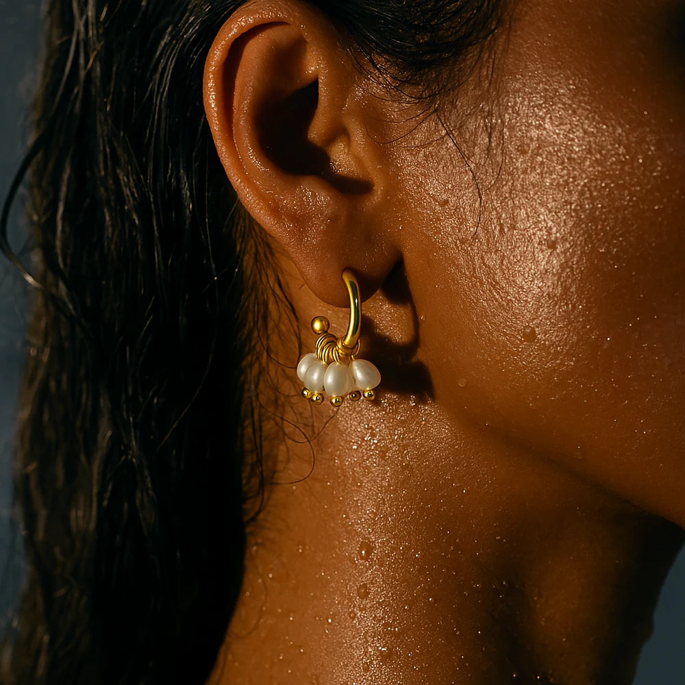 ELLIE VAIL - Chara Mini Hoop Pearl Earring in Gold Jewelry