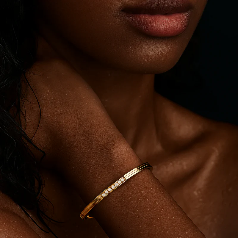ELLIE VAIL - Cleo Bangle Bracelet in Gold Jewelry