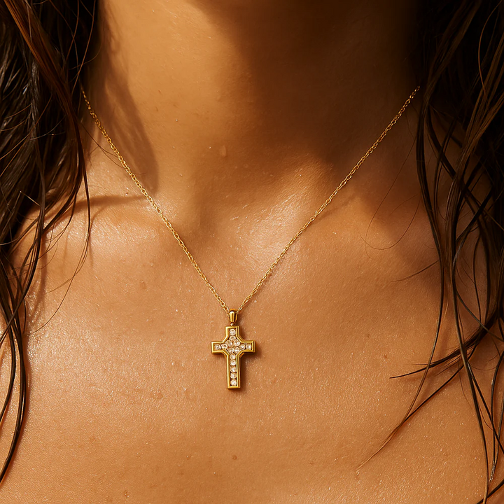 ELLIE VAIL - Wyatt Mini Cross Pendant Necklace in Gold Jewelry