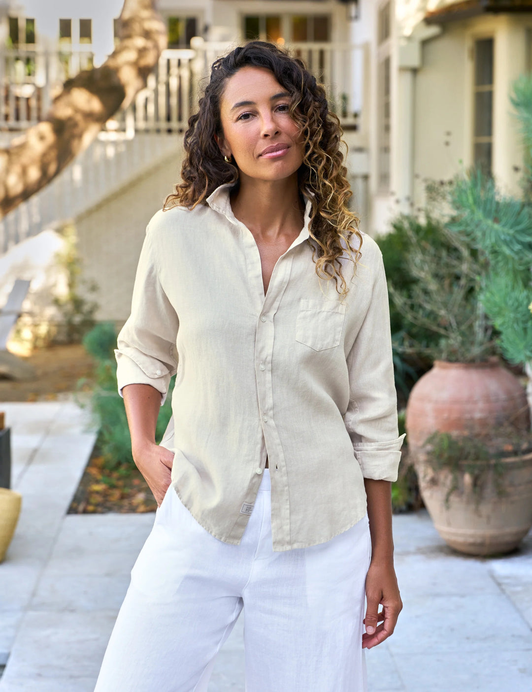 FRANK & EILEEN - Eileen Relaxed Shirt in Sand