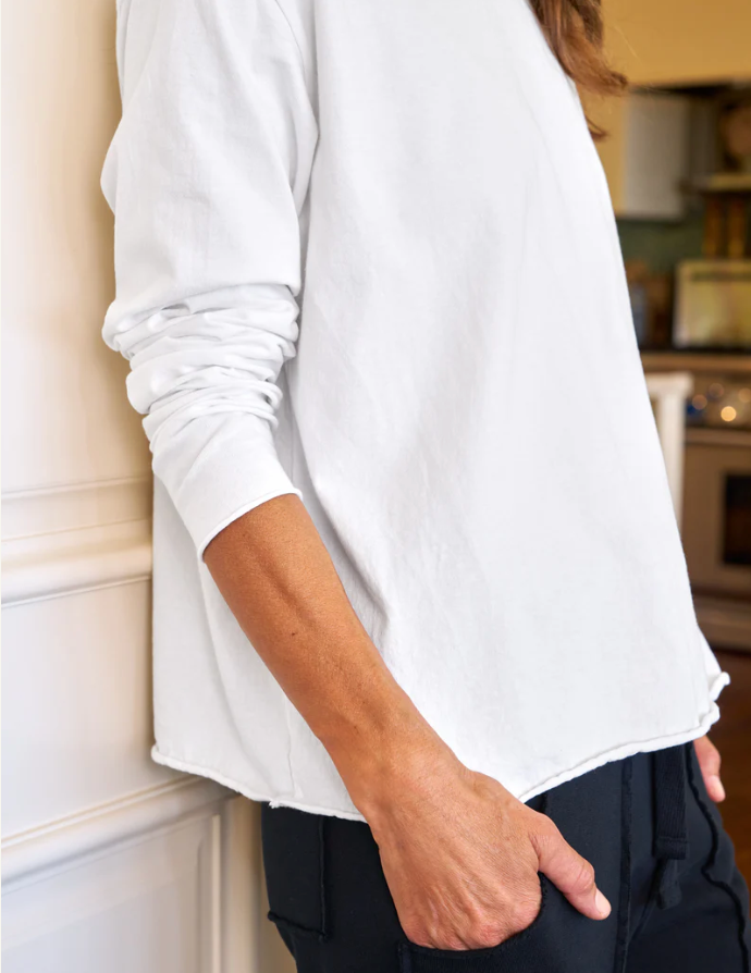 Frank & Eileen - Quinn Long Sleeve Crewneck Tee in White Heritage Jersey Tops