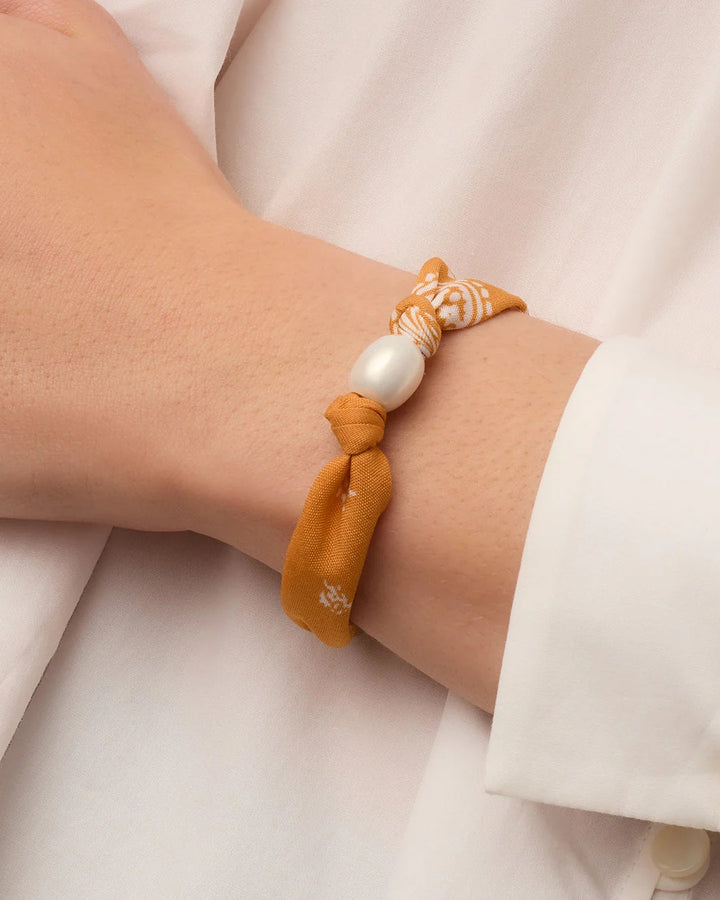 GORJANA - Paisley Bandana Pearl Bracelet in Yellow Bracelets