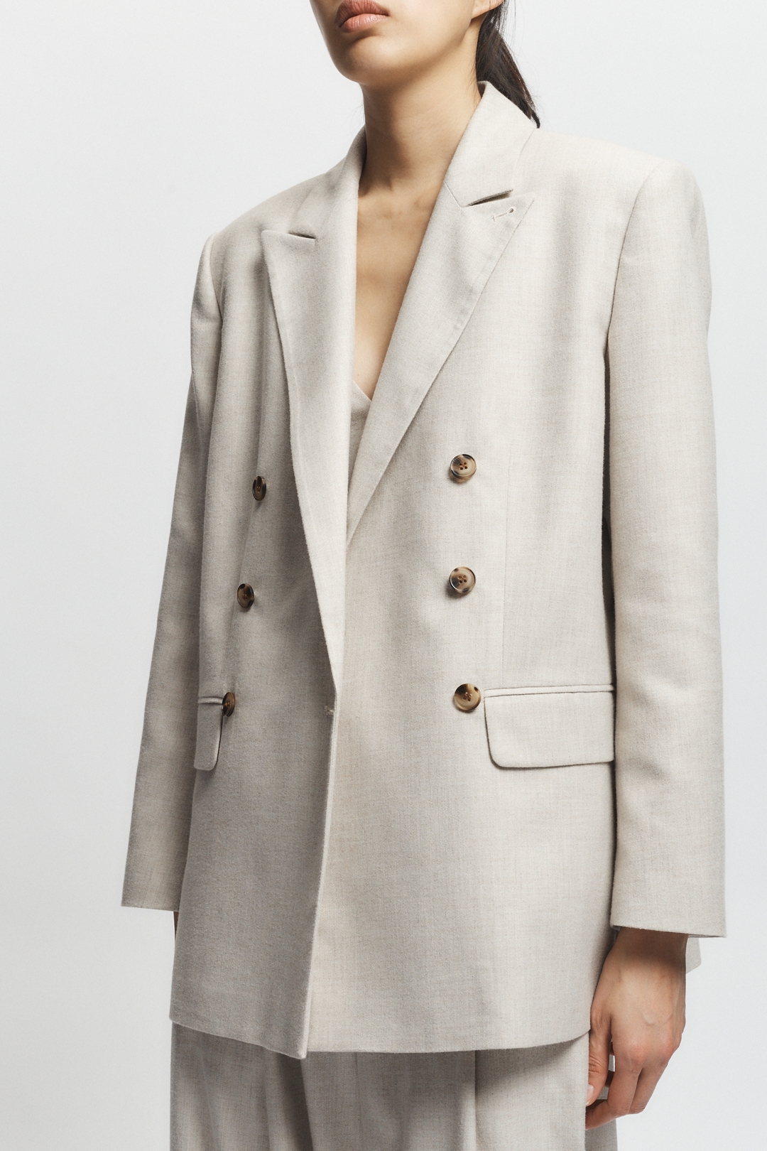Saint Art New York - Sullivan Double-Breasted Blazer in Oatmeal