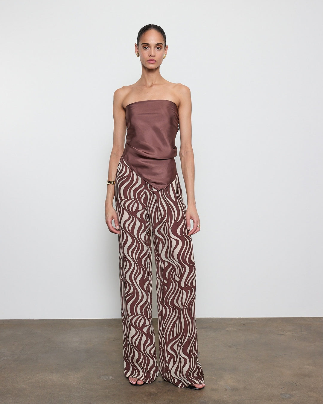 ENZA COSTA - Fluid Twill Scarf Top in Chocolate