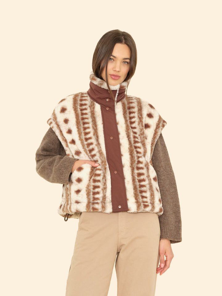 Xirena - Ravena Vest in Diamond Tribe