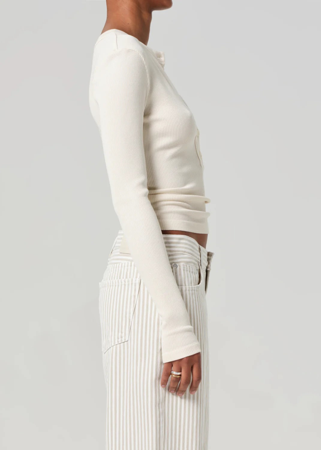 CITIZENS OF HUMANITY - Varra Henley in Dune Henley