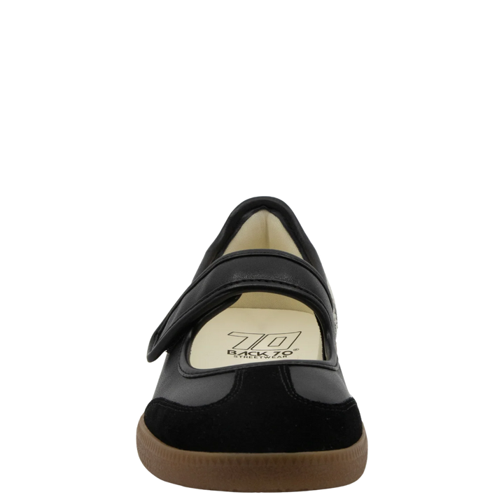 Back 70 - Aya Sneakerina in Black Milk