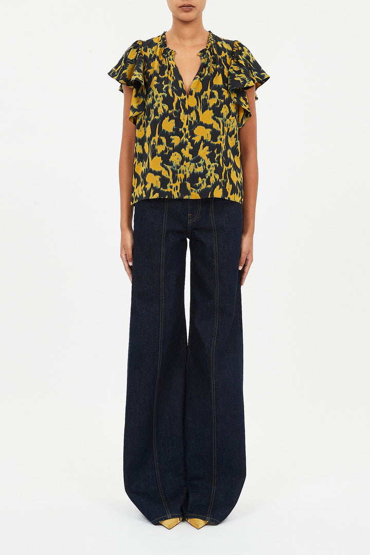 Ulla Johnson - Lilo Flutter Sleeve Blouse in Verdite
