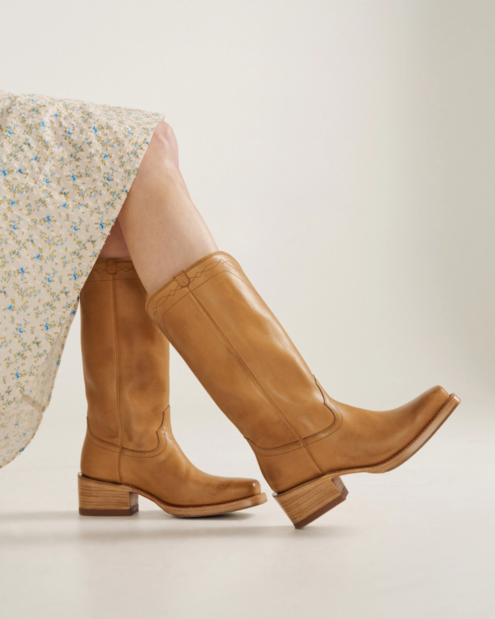 TECOVAS - The Charlie in Camel Cowhide