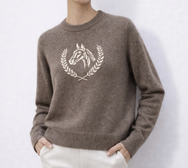 WHITE & WAREN - Cashmere Blend Horse Embroidered Crew in Misty Sweaters