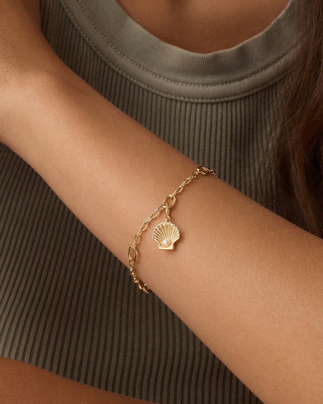 Gorjana - Shell Pearl Parker Charm