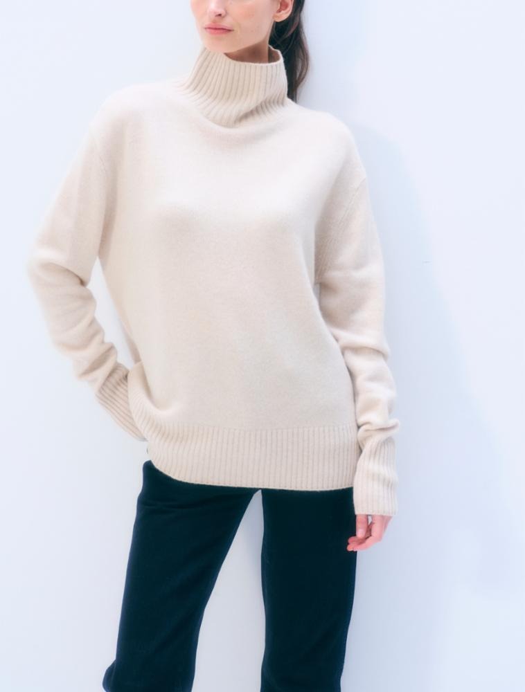 WHITE & WARREN - Cashmere Oversized Standneck Sweater in Natural Heather