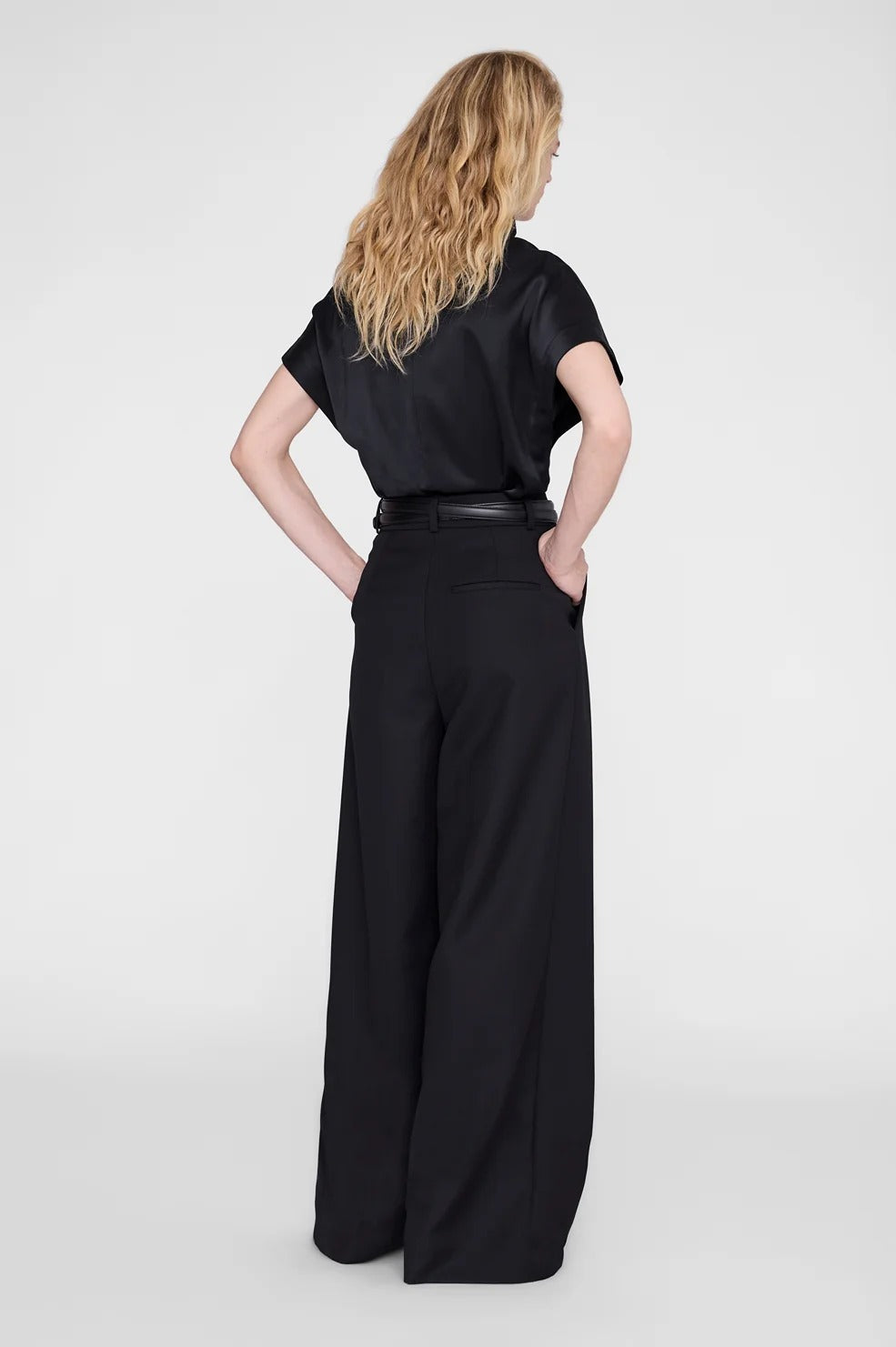 ANINE BING - Samson Top in Black