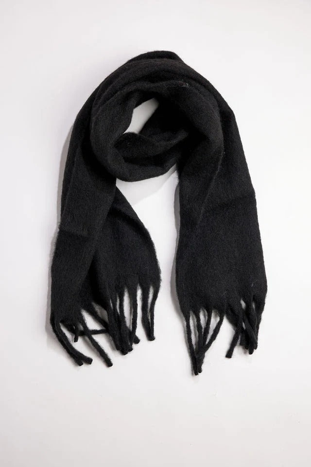 Hat Attack - Cozy Solid Scarf in Black
