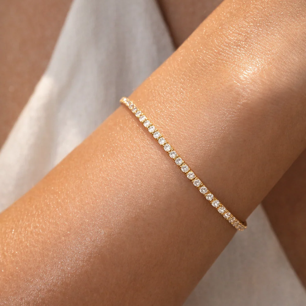 ELLIE VAIL - Camden Tennis Bracelet in Gold