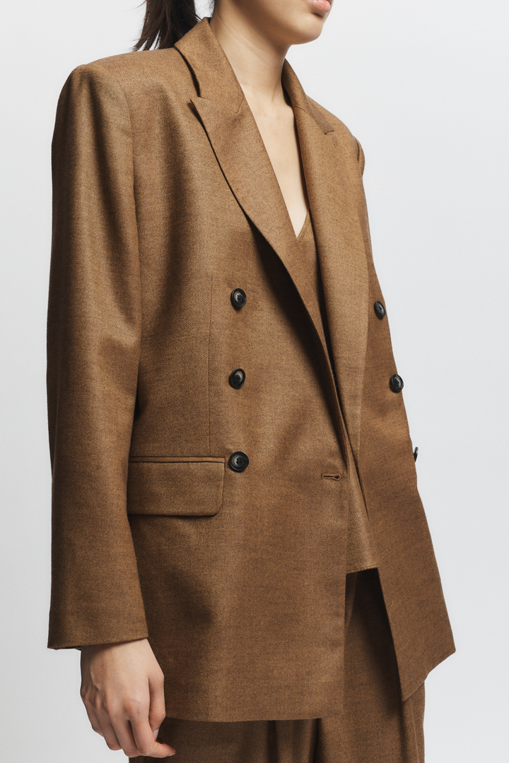 Saint Art New York - Sullivan Double-Breasted Blazer in Clove