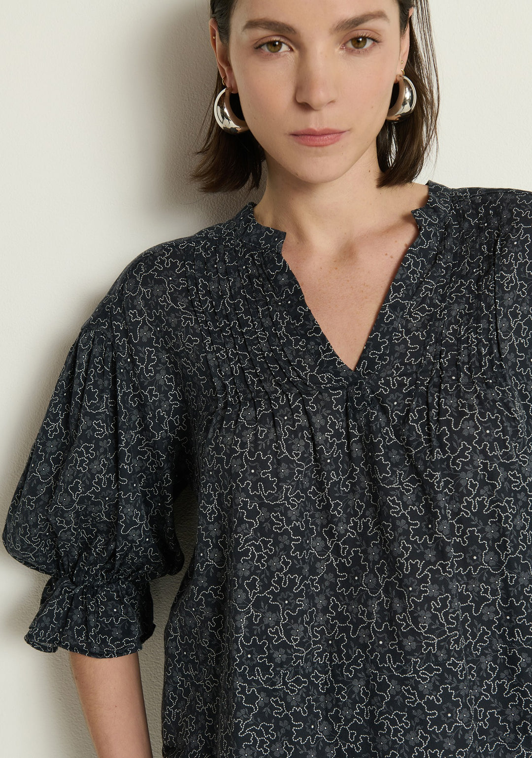 NATION LTD - Scarlet Pintuck Blouse in Santa Fe Floral