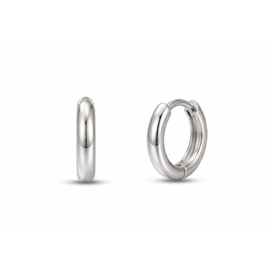 ELLIE VAIL - Erin Huggie Hoop Earring in Silver Jewelry