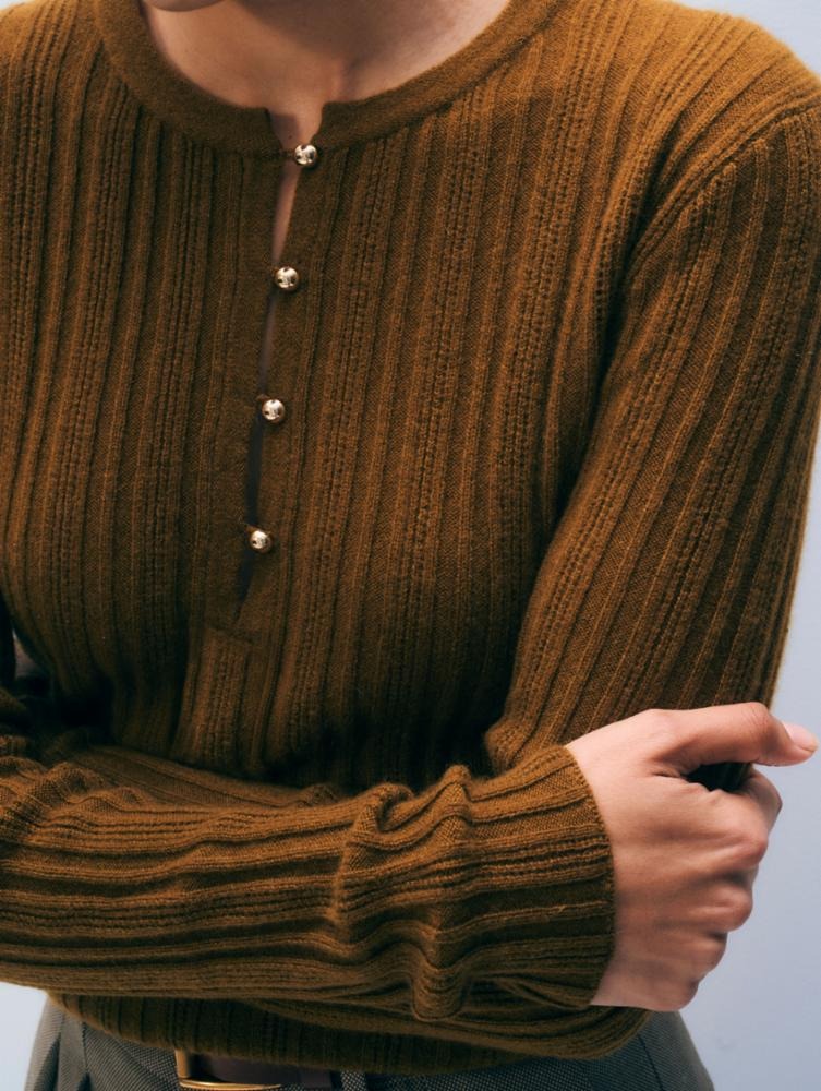 WHITE & WARREN - Cashmere Ribbed Henley in Antique Gold