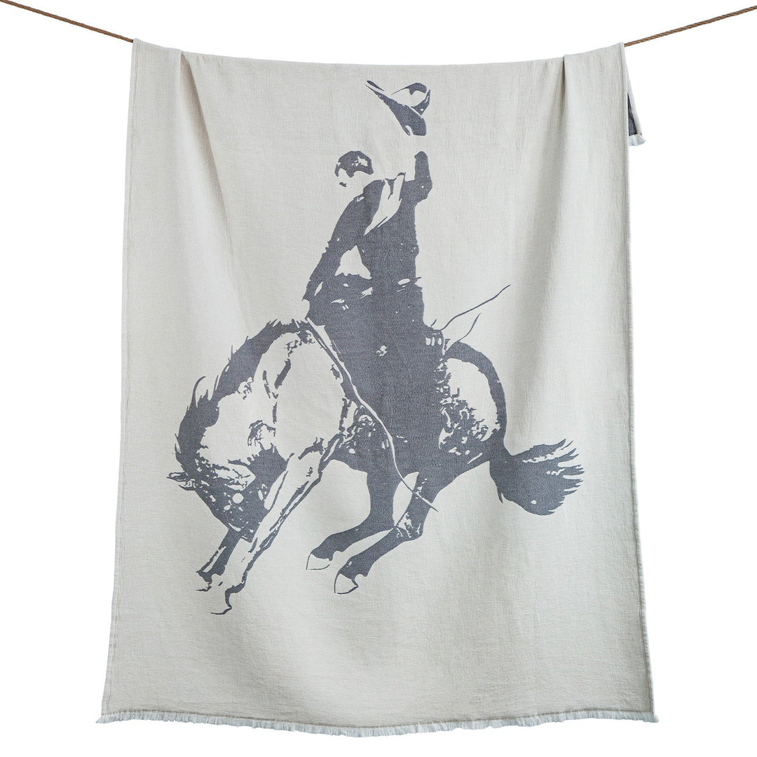HIEND ACCENTS - Chenille Jacquard Throw Bucking Bronco