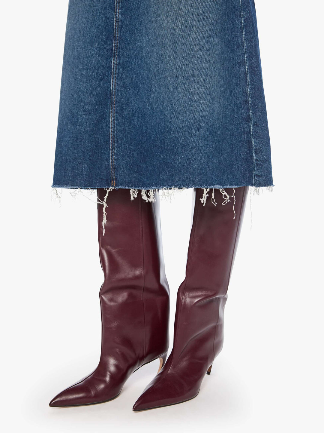 MOTHER - The Circle Midi Fray Skirt in Buckaroo