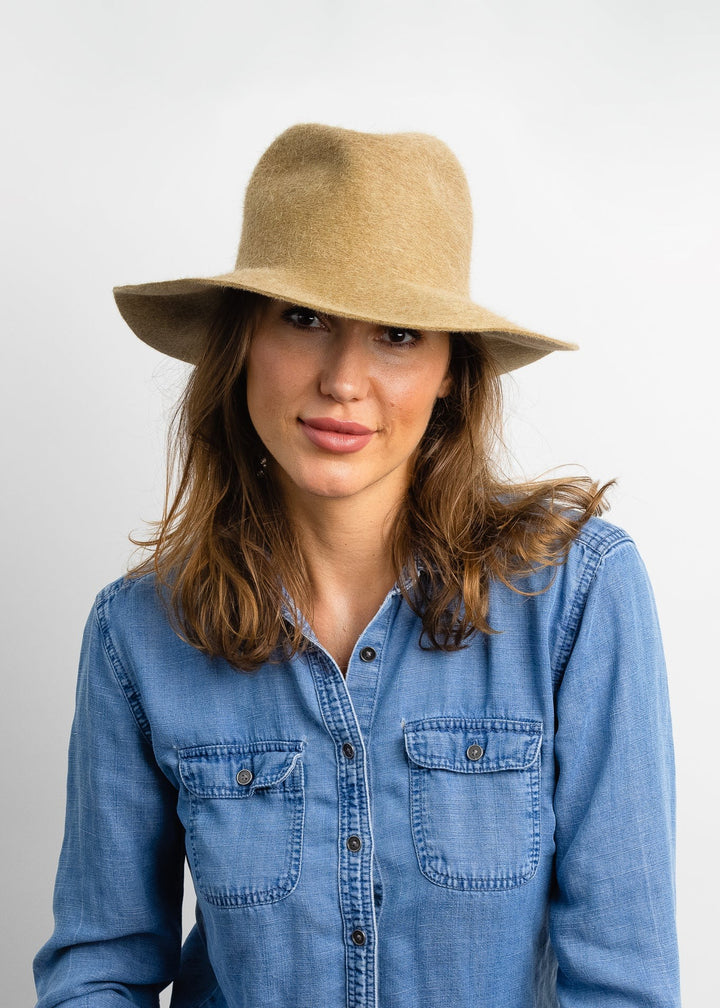 Hat Attack - Reese Packable Fedora in Camel