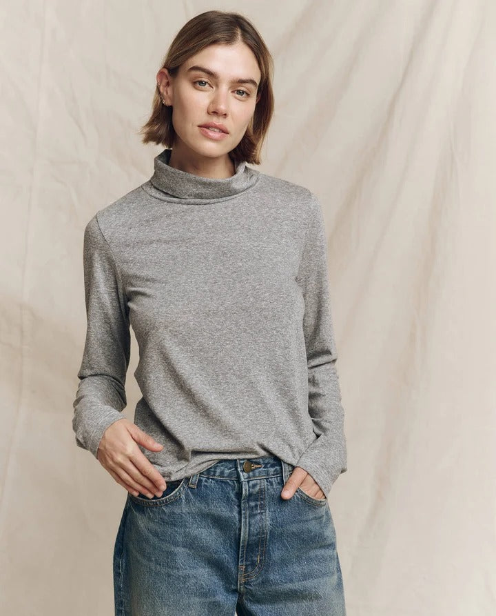 THE GREAT - The Turtleneck in Heather Grey top