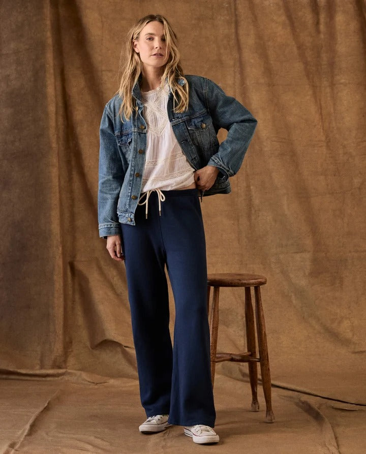 THE GREAT - The Fleece Lap Sweatpant in True Navy Sweatpants