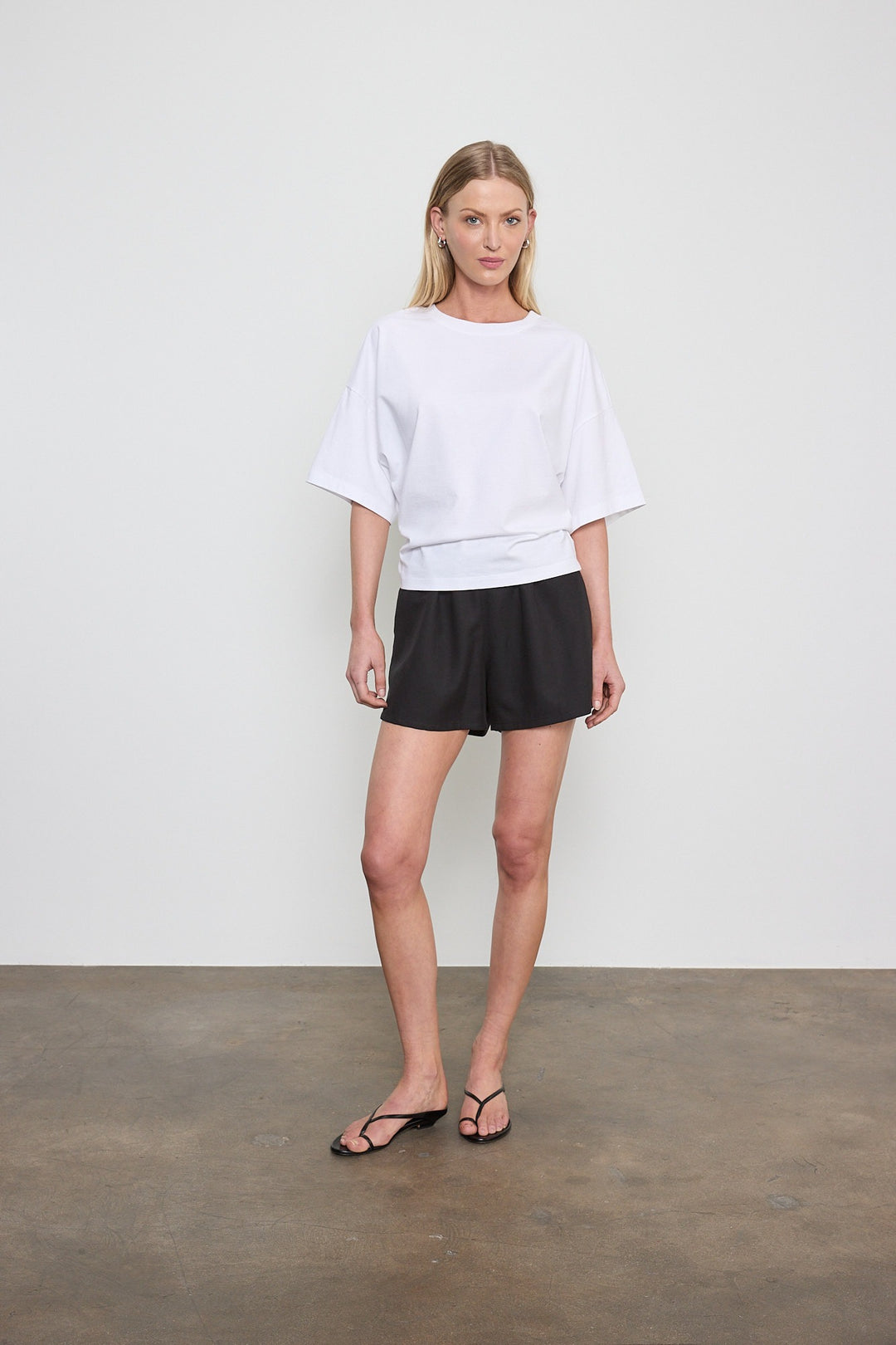 ENZA COSTA - Twill All Day Short in Black Shorts