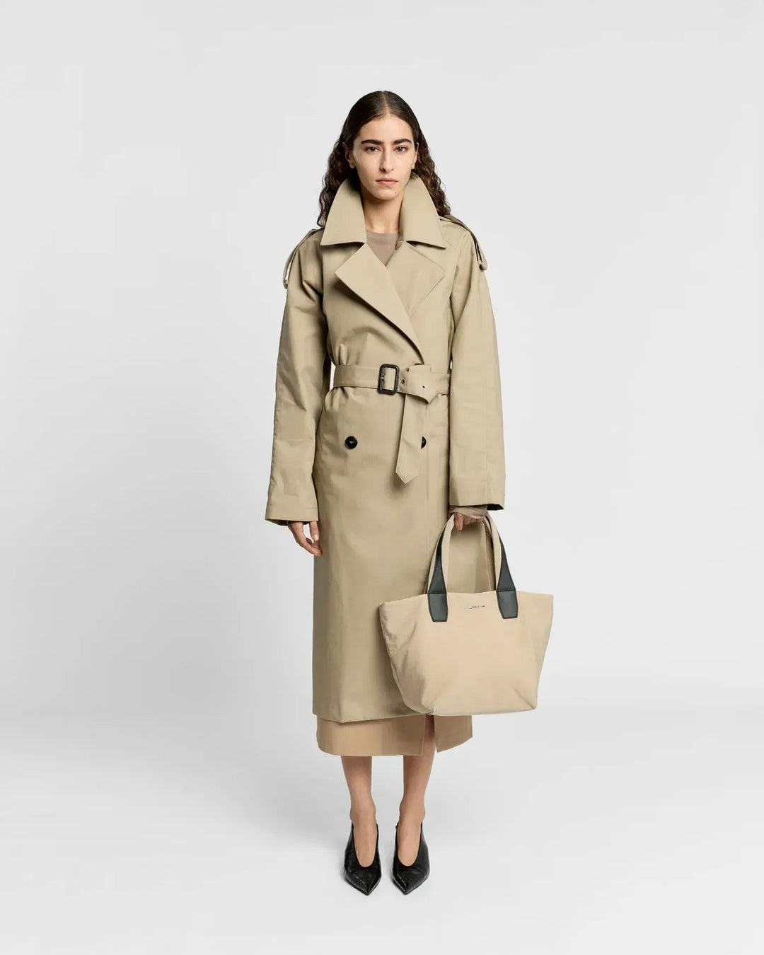 VEE COLLECTIVE - Essence Tote Small in Beige