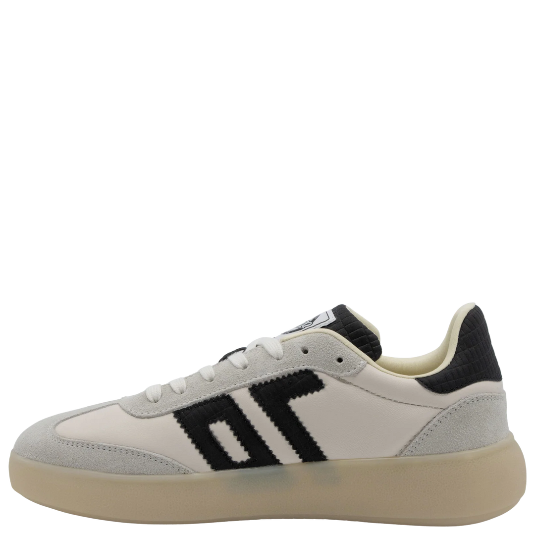 BACK 70 - Brooklyn L26 Sneakers in White Black
