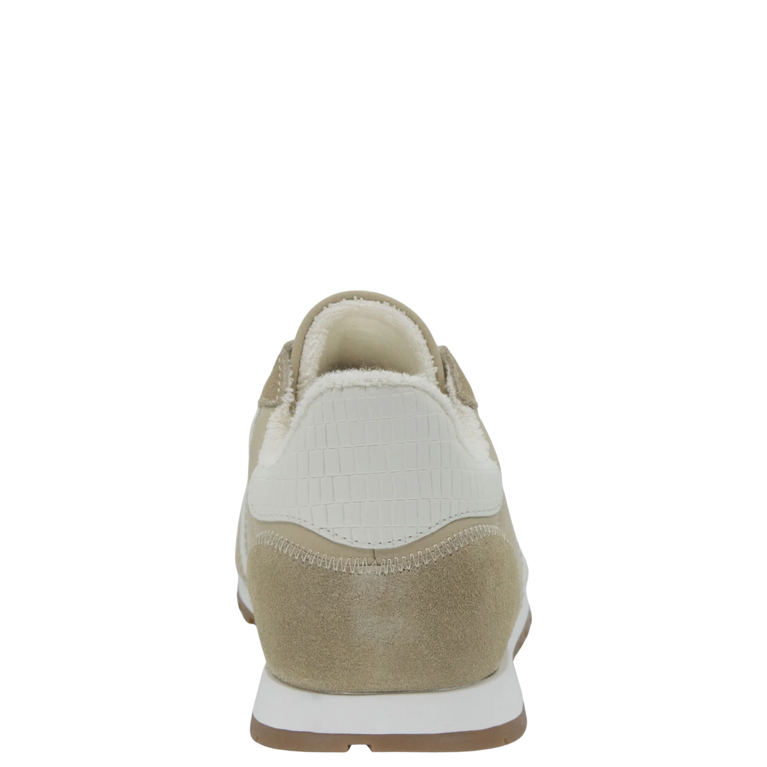 BACK 70 - Asian Sneaker in Almond