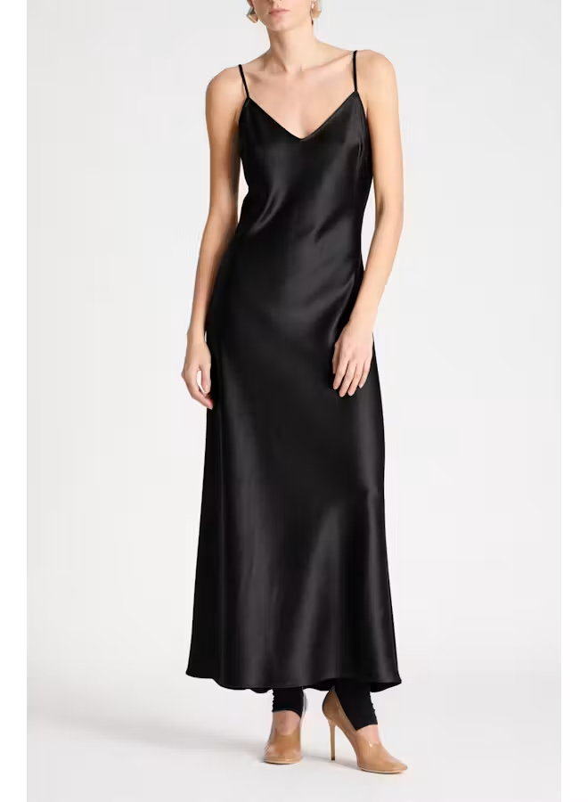 Saint Art New York - Olivia Slip Dress in Black