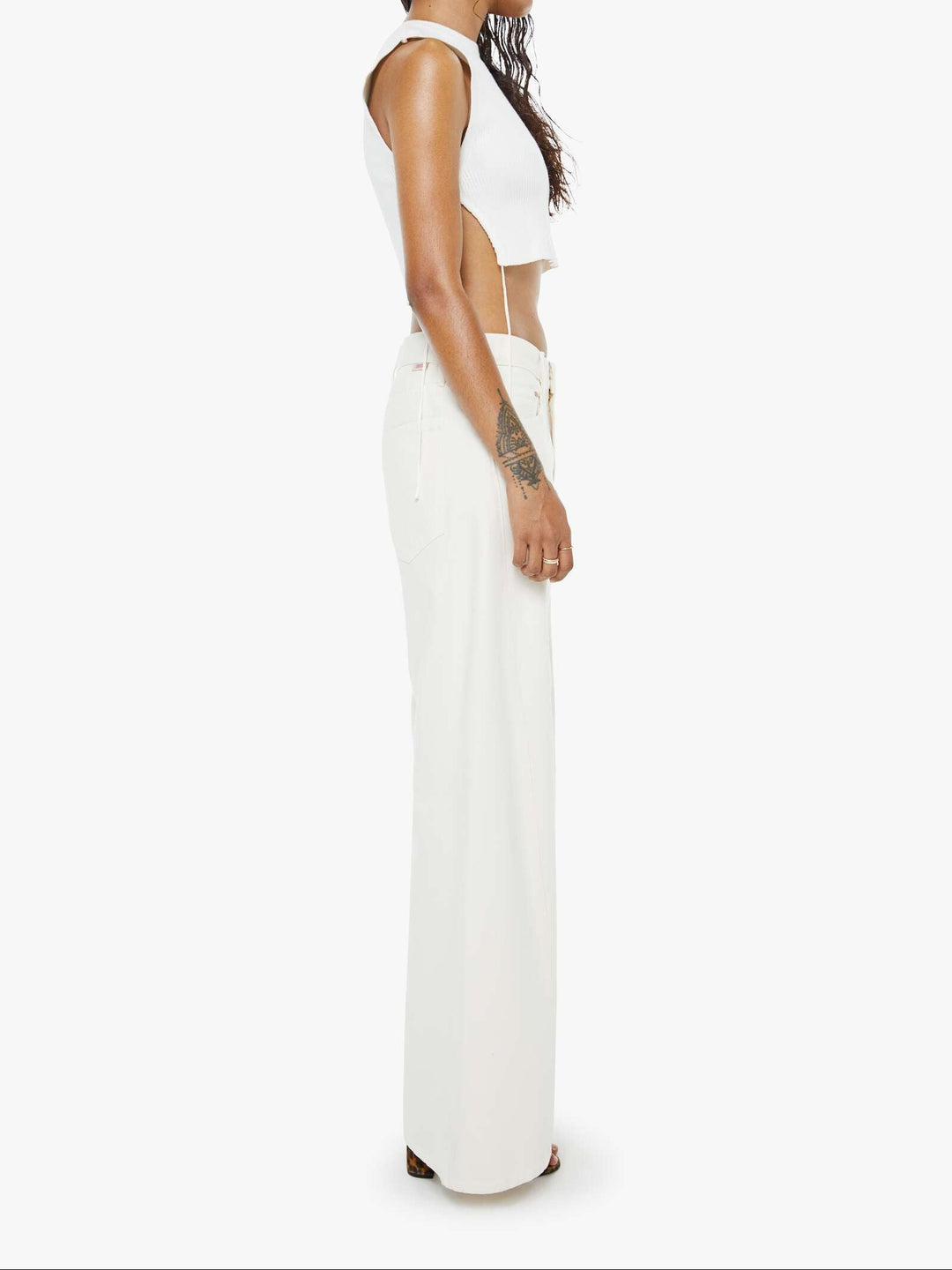 MOTHER - Lil Lemon Twist Sneak in Natural Jeans