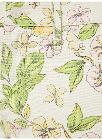 MOTHER - The Dodger Short Fray in Lemonade Stand Denim Shorts