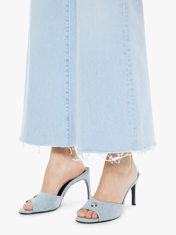 MOTHER - The Twister Ankle Fray in Cowabunga Jeans