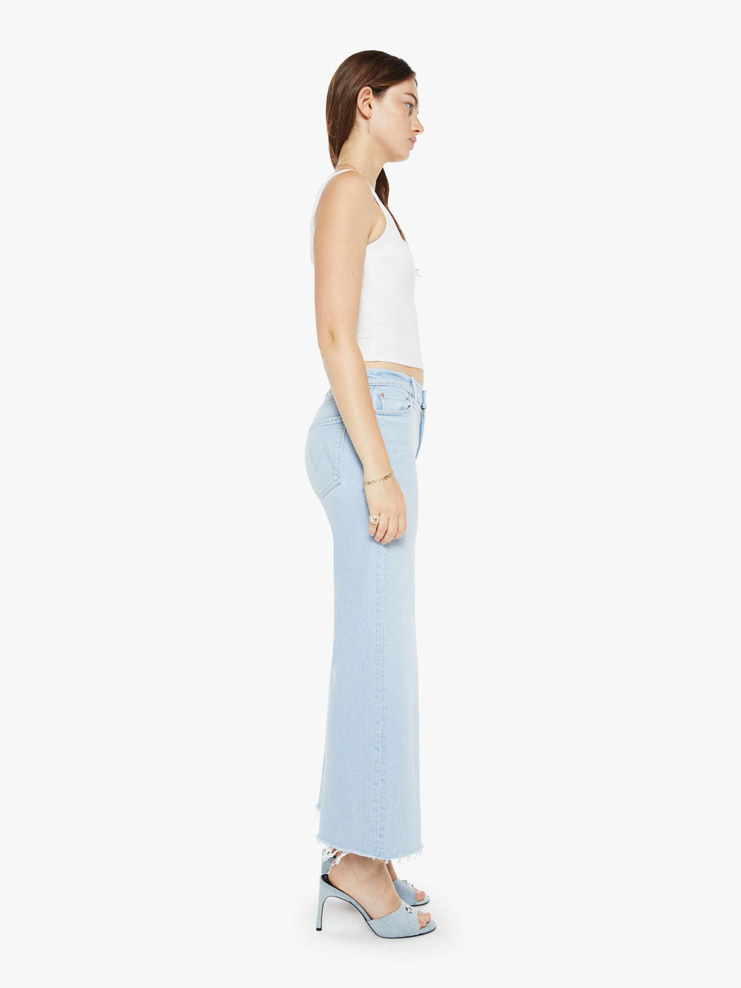 MOTHER - The Twister Ankle Fray in Cowabunga Jeans