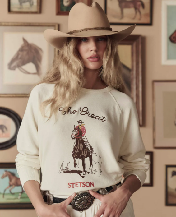 THE GREAT X STETSON - The College Sweatshirt Stetson Graphic in Washed White Sweatshirts