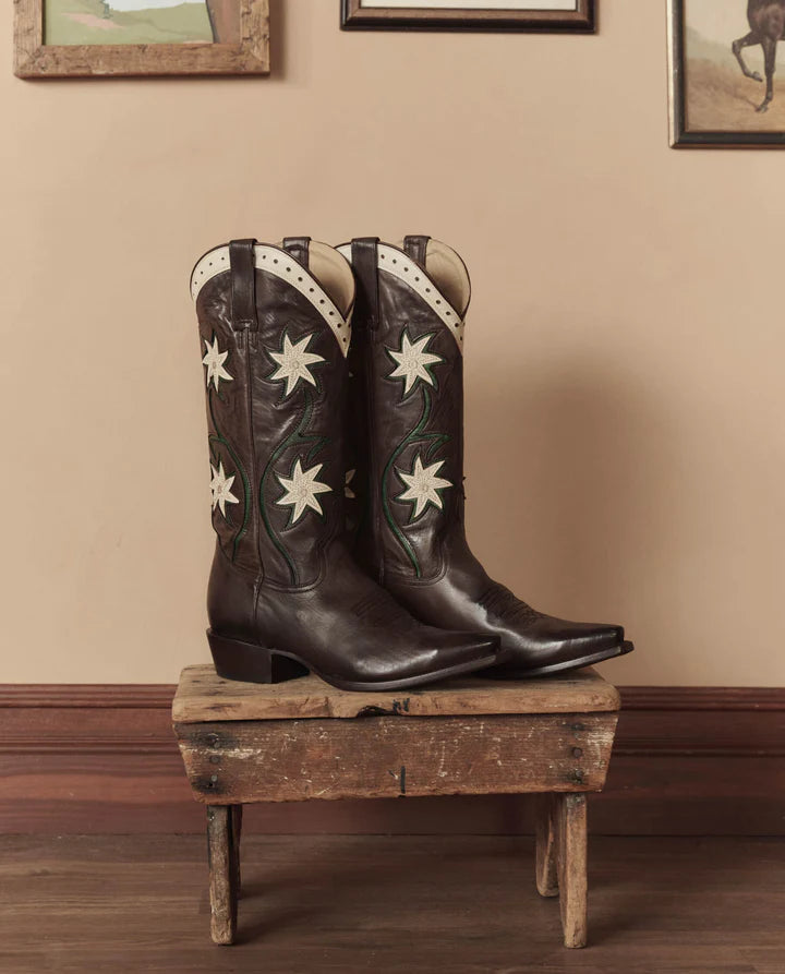 THE GREAT X STETSON - The Cowboy Boot Leather Floral in Brown Boots