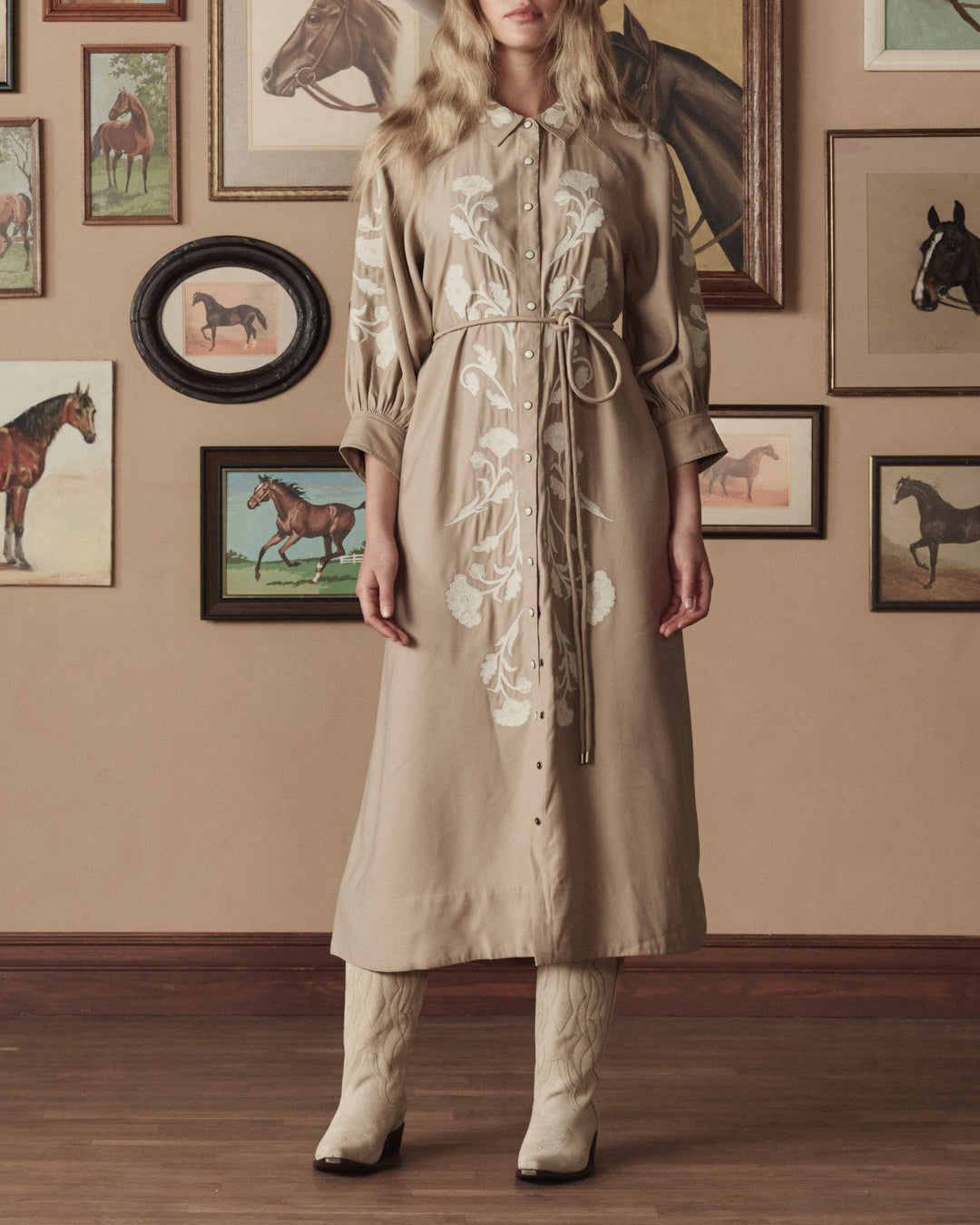 THE GREAT X STETSON - The Western Embroidered Herd Dress in Soft Tan with Cream Dresses
