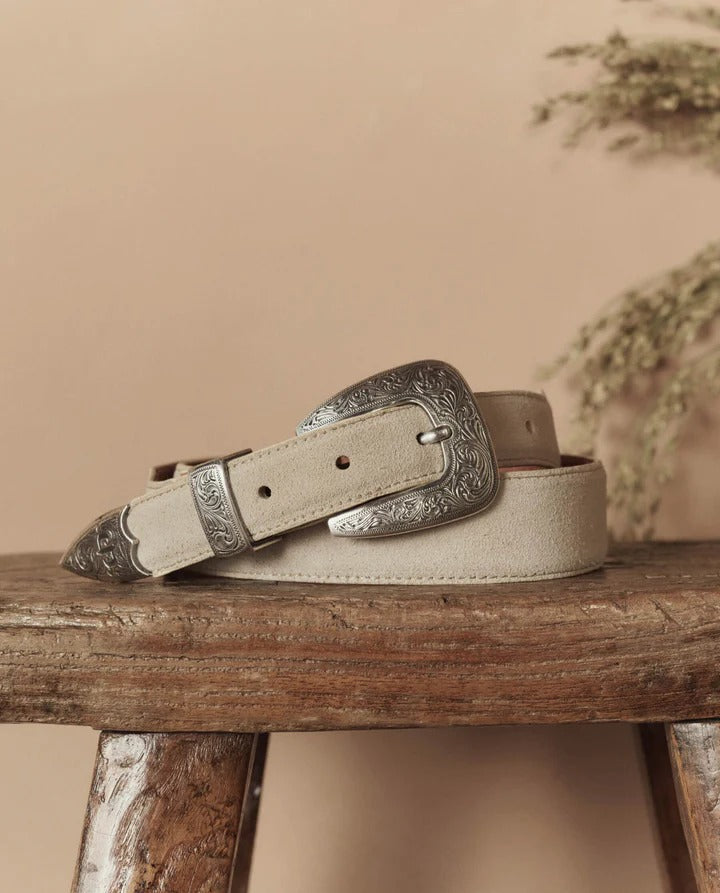 THE GREAT X STETSON - The Western Narrow Belt in Cream with Silver Belt