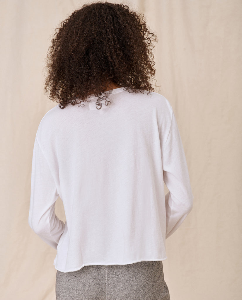 The Great - The Long Sleeve Crop Tee in True White