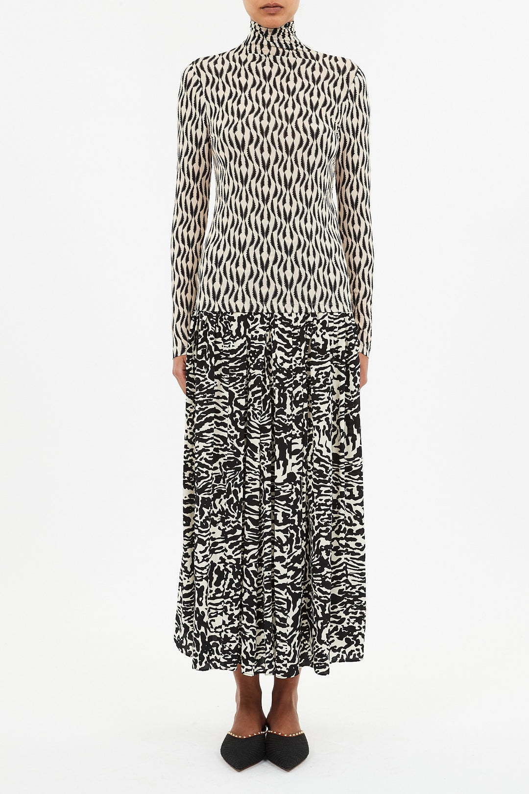 Ulla Johnson - Aurelia Turtleneck in Silhouette Tops